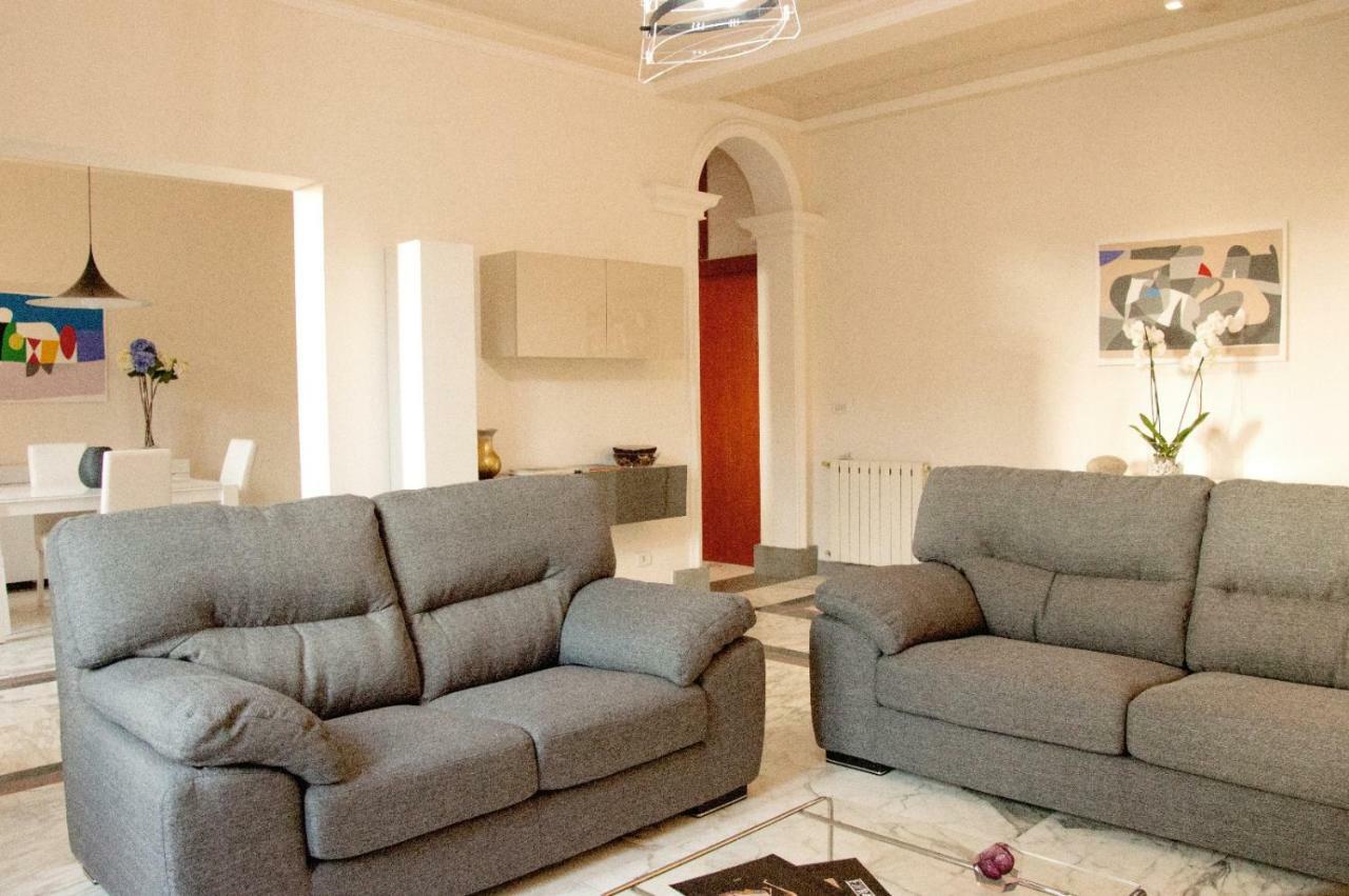 Via Roma Apartment Reggio di Calabria Ngoại thất bức ảnh